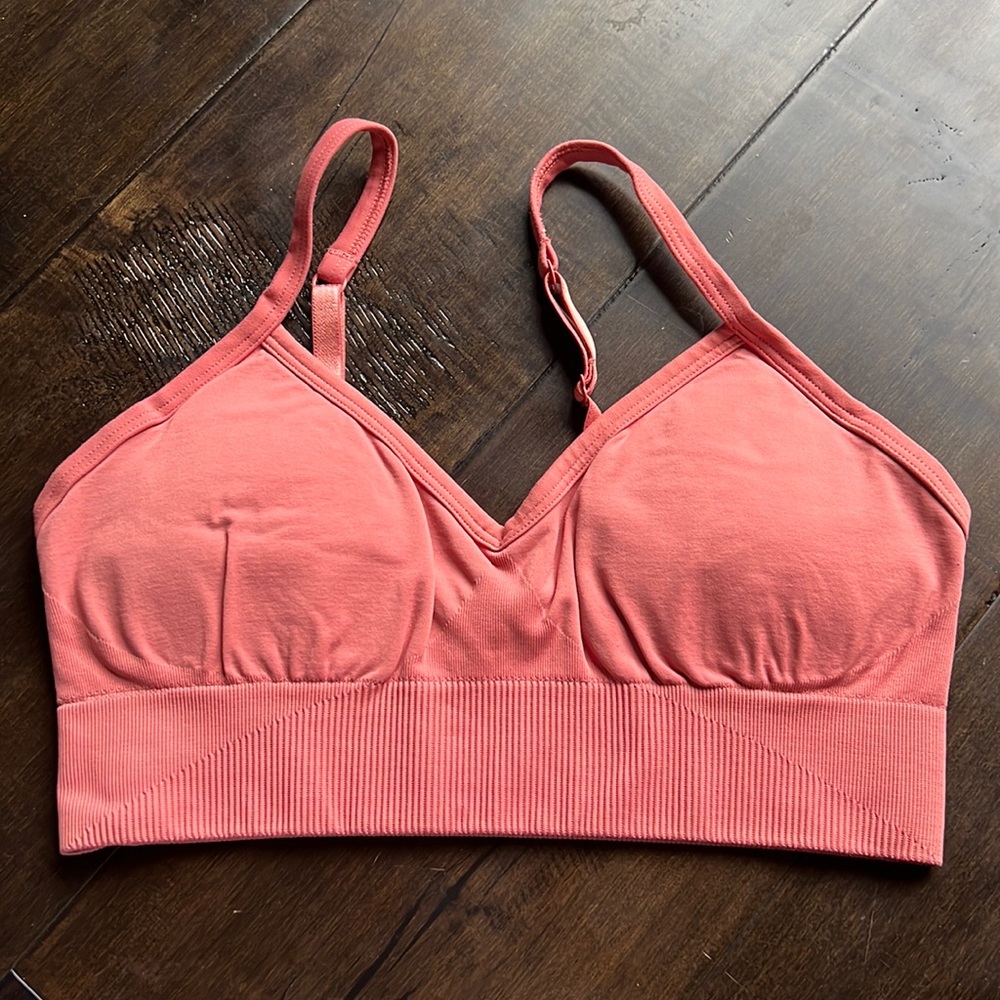 Pink Ebb-to-Street Lululemon sports bra, size 8
